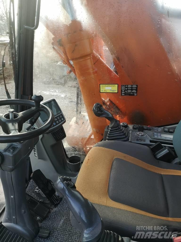 Doosan Dw 140 Bageri točkaši
