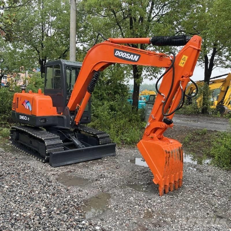Doosan DH 60 Mini bageri < 7t