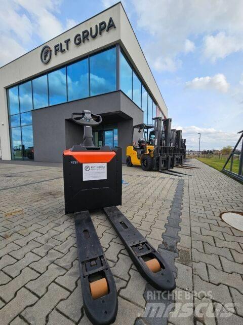 BT LPE 200 Nisko podizni električni viljuškar sa stajalištom