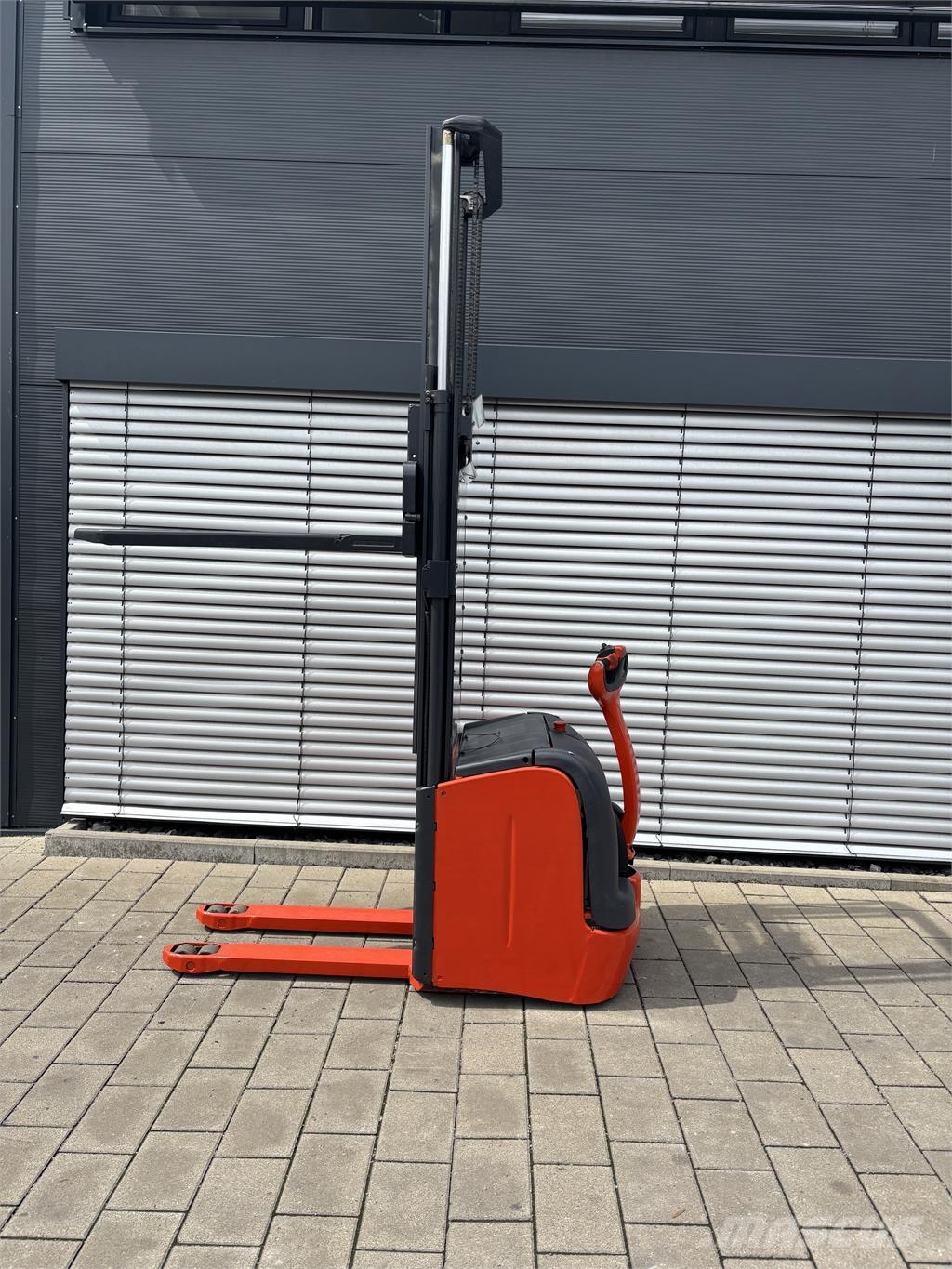 Linde L16 Samopogonski ručni viljuškari