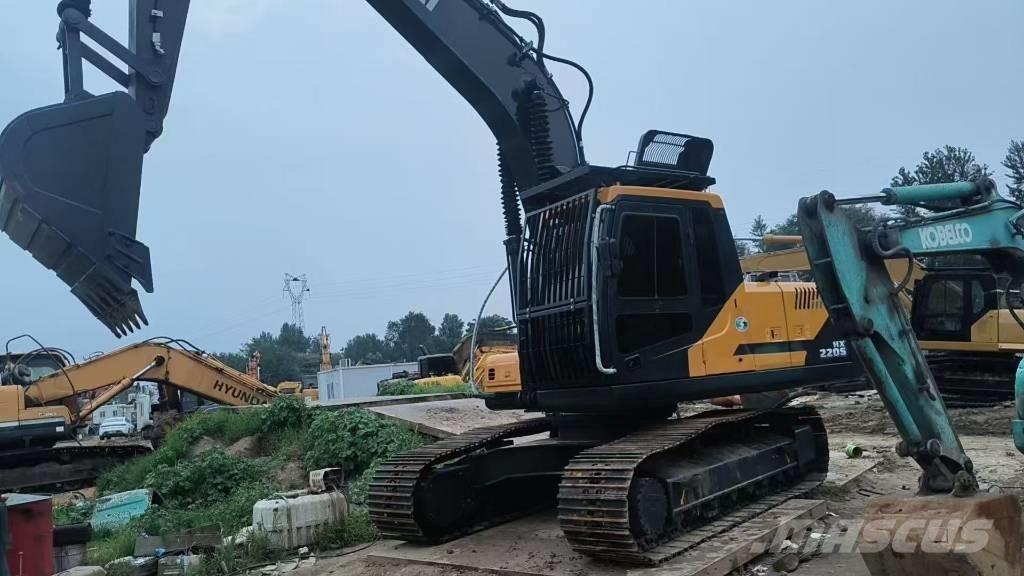 Hyundai HX220S Bageri guseničari