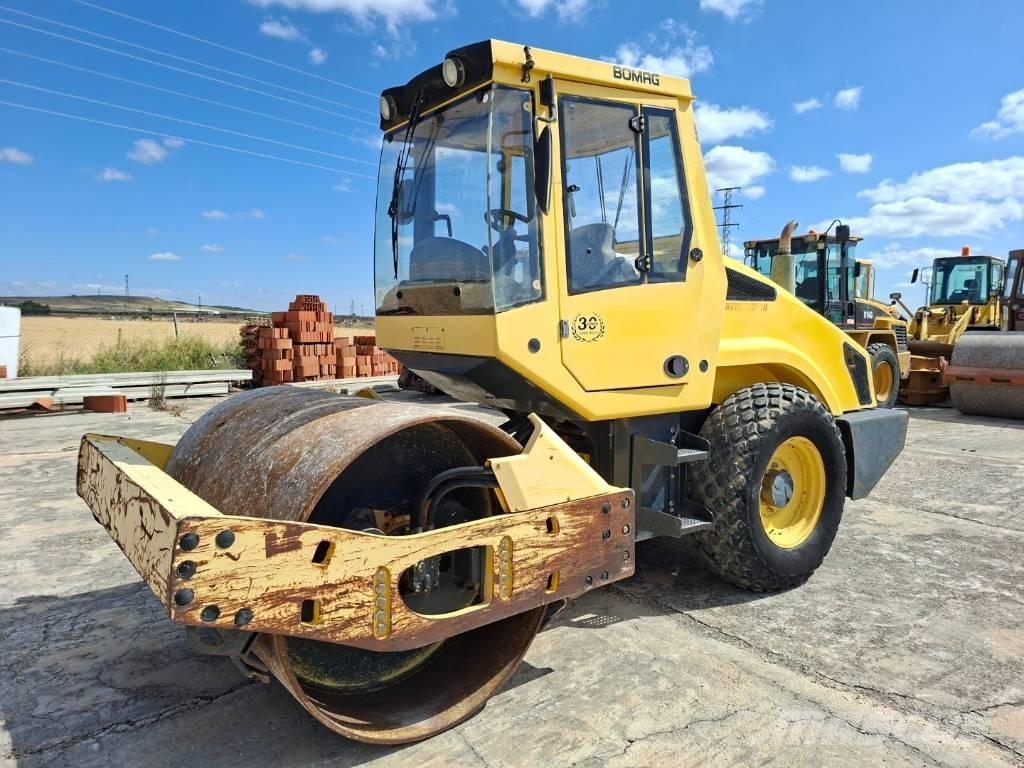 Bomag BW 177 D H-4 Valjci sa jednim bubnjem