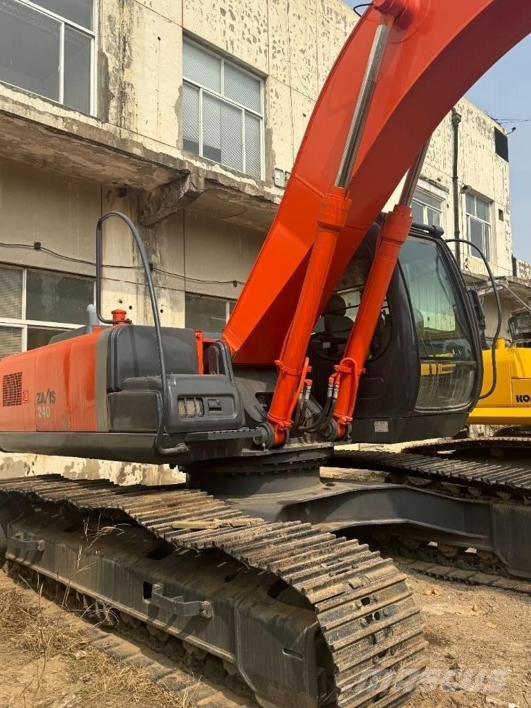 Hitachi ZX 240 Bageri guseničari