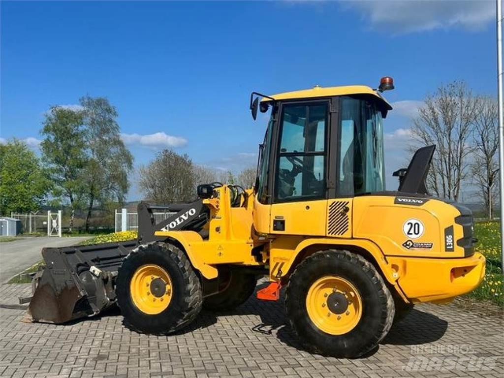 Volvo L30G Utovarivači na točkove