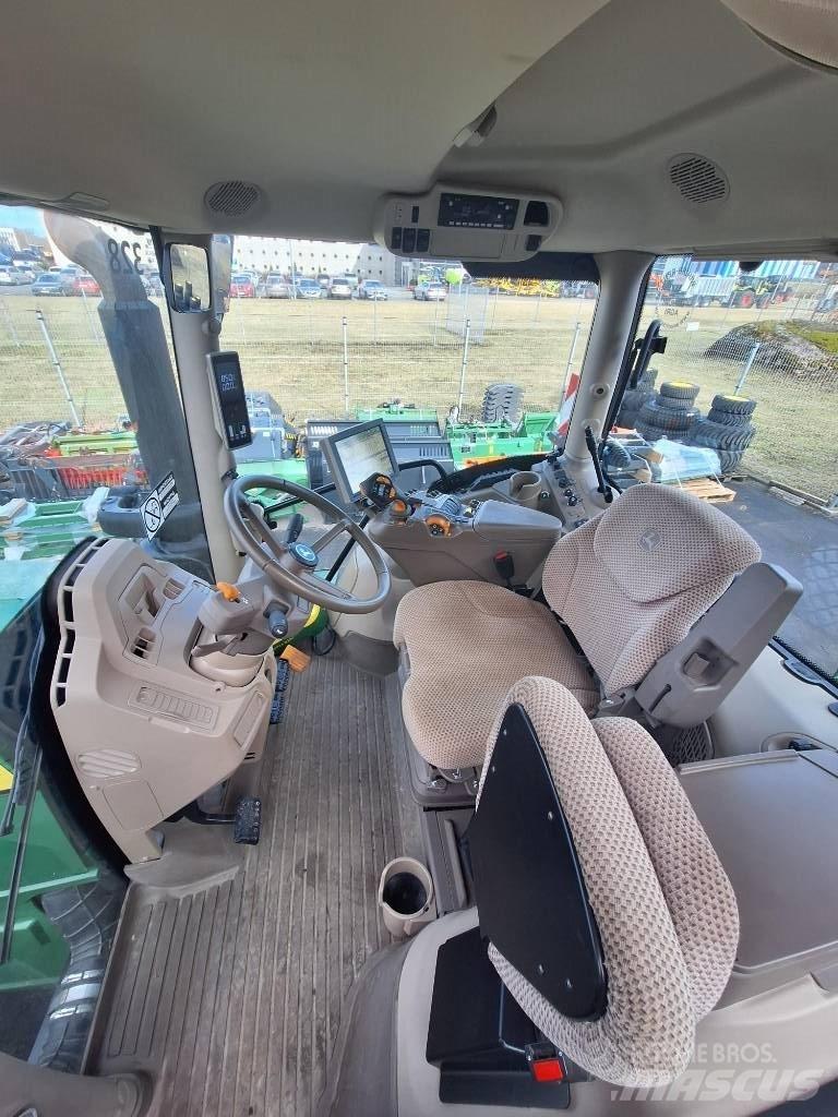 John Deere 6R250 Traktori