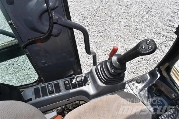 Hitachi ZX 135 Bageri guseničari