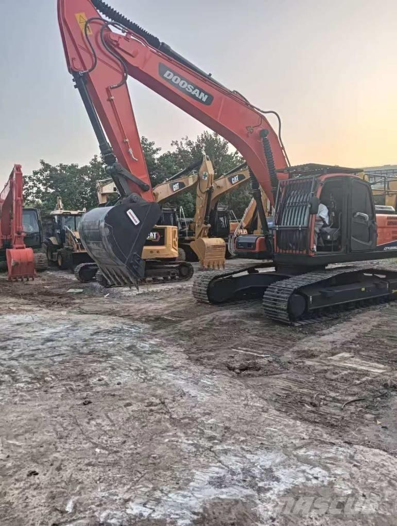 Doosan DX 225 LC-9C Bageri guseničari