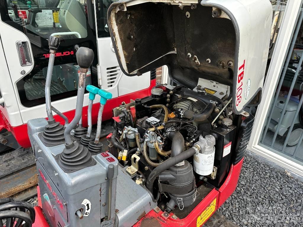 Takeuchi TB108 Mini bageri < 7t