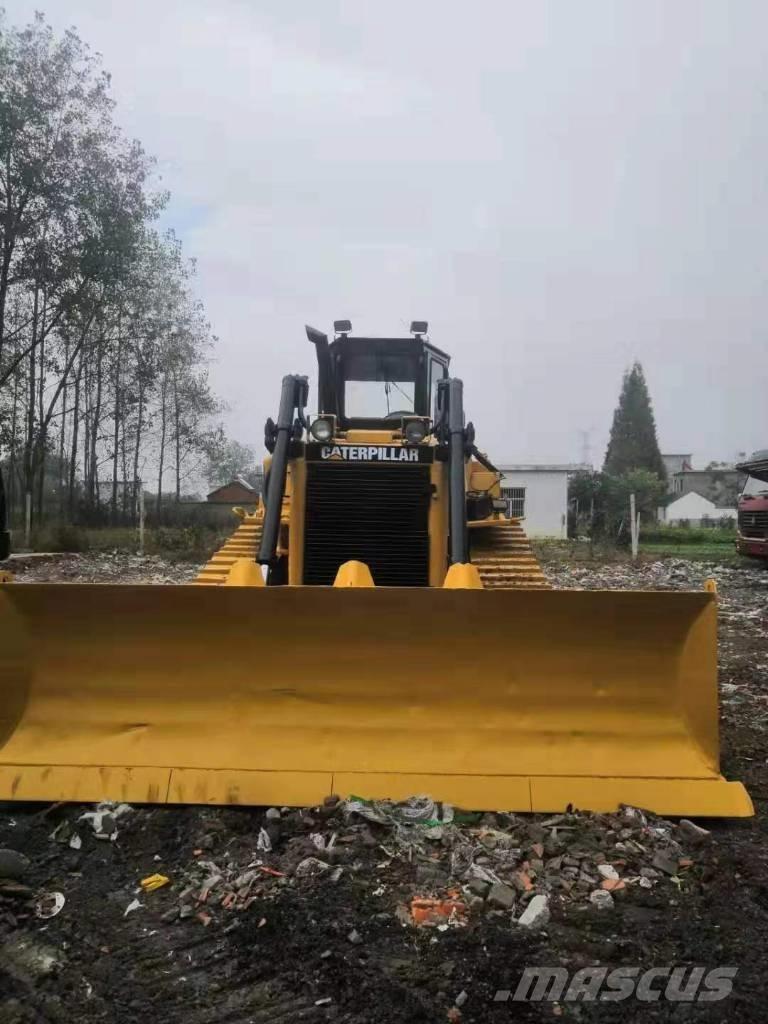 CAT D6H Buldožeri guseničari