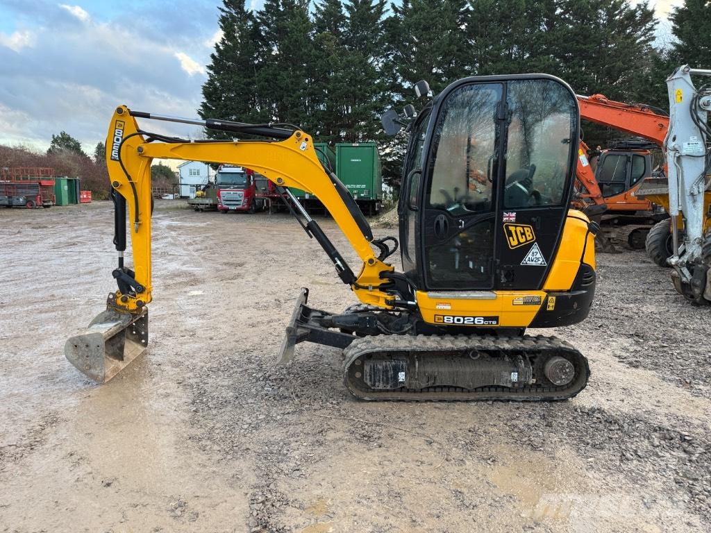 JCB 8026 CTS Mini bageri < 7t