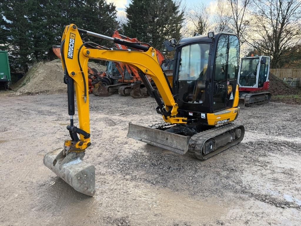 JCB 8026 CTS Mini bageri < 7t