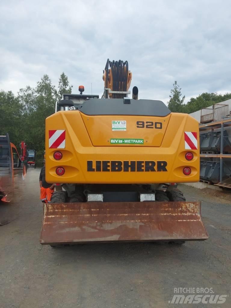 Liebherr A 920 Bageri točkaši