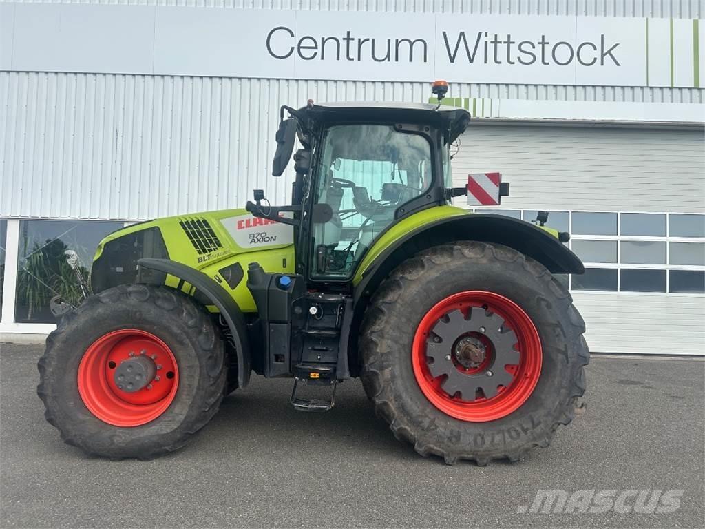 CLAAS Axion 870 Traktori