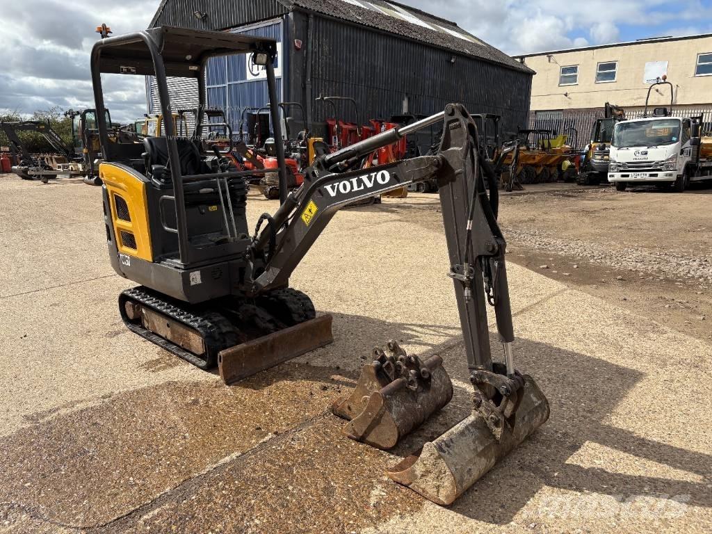 Volvo EC 15 D Mini bageri < 7t