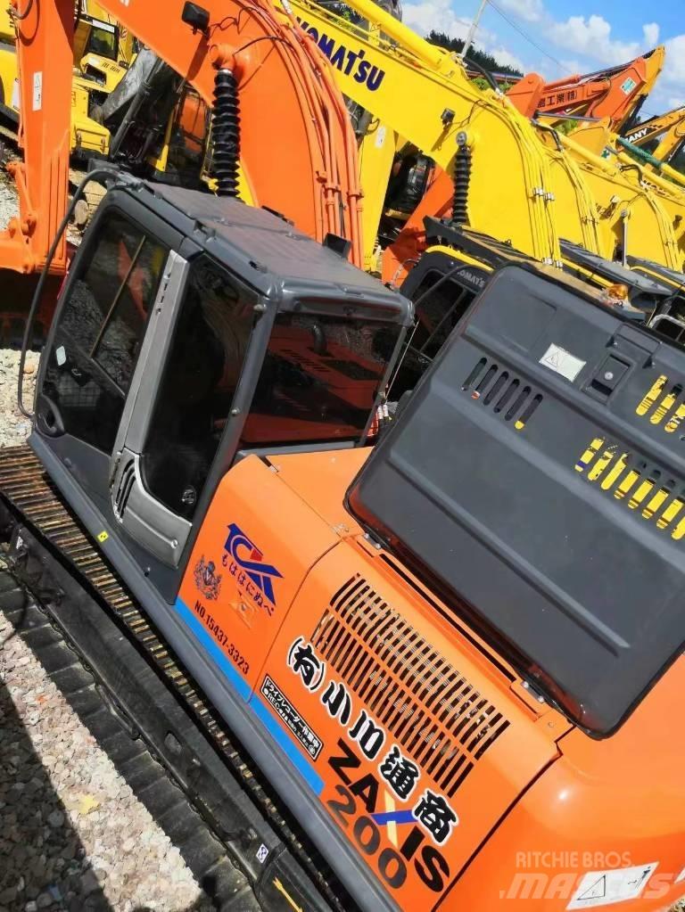Hitachi ZX200 Bageri guseničari