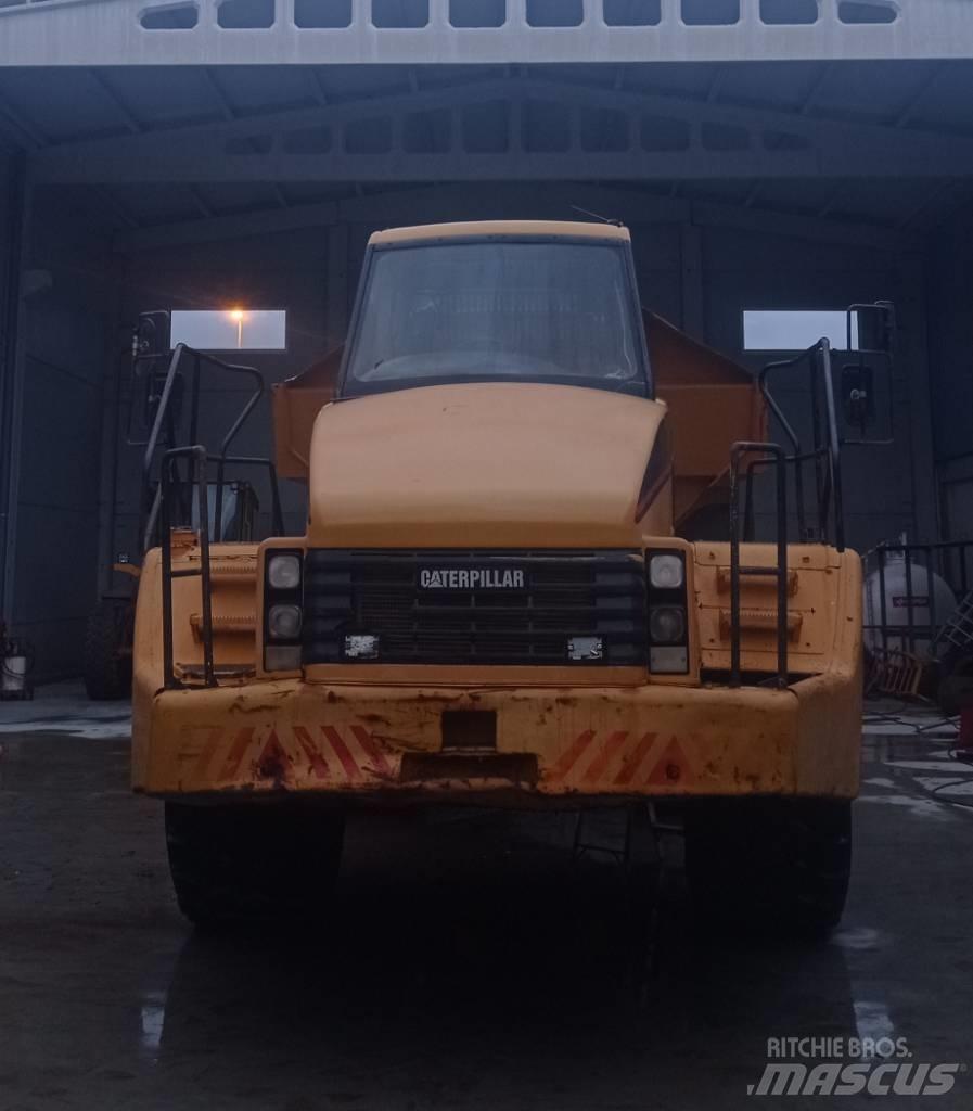 CAT 740 Zglobni damperi