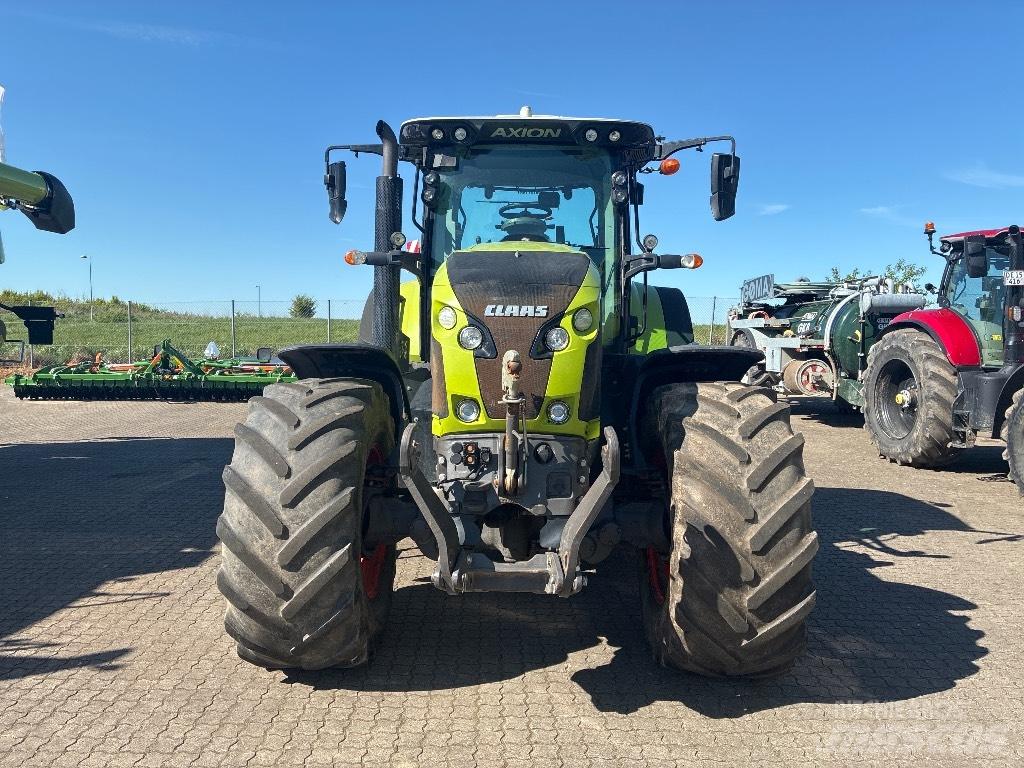 CLAAS AXION 830 CIS+ Traktori