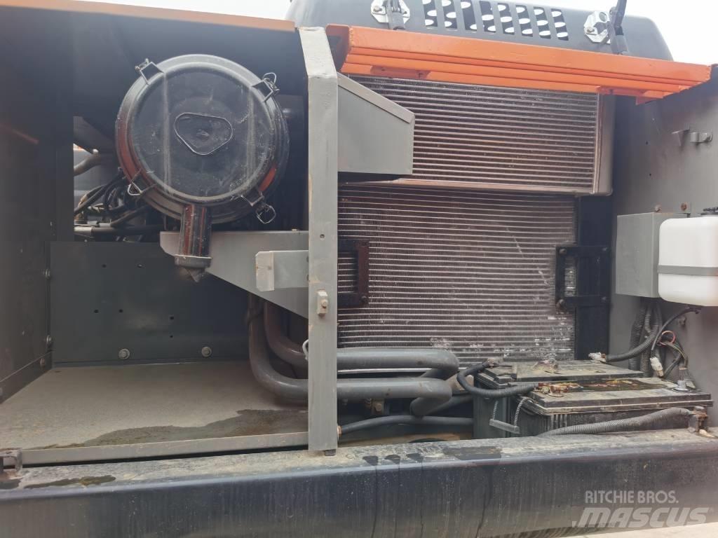 Hitachi ZX 200 Bageri guseničari