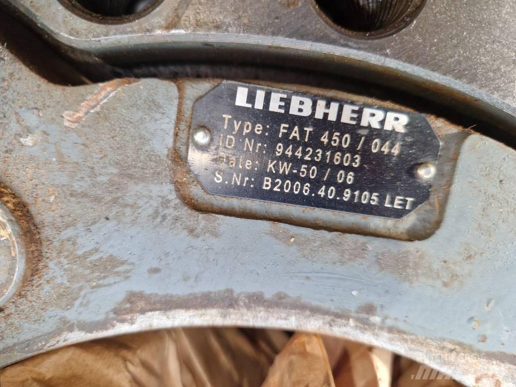 Liebherr R 954 LI Osovine