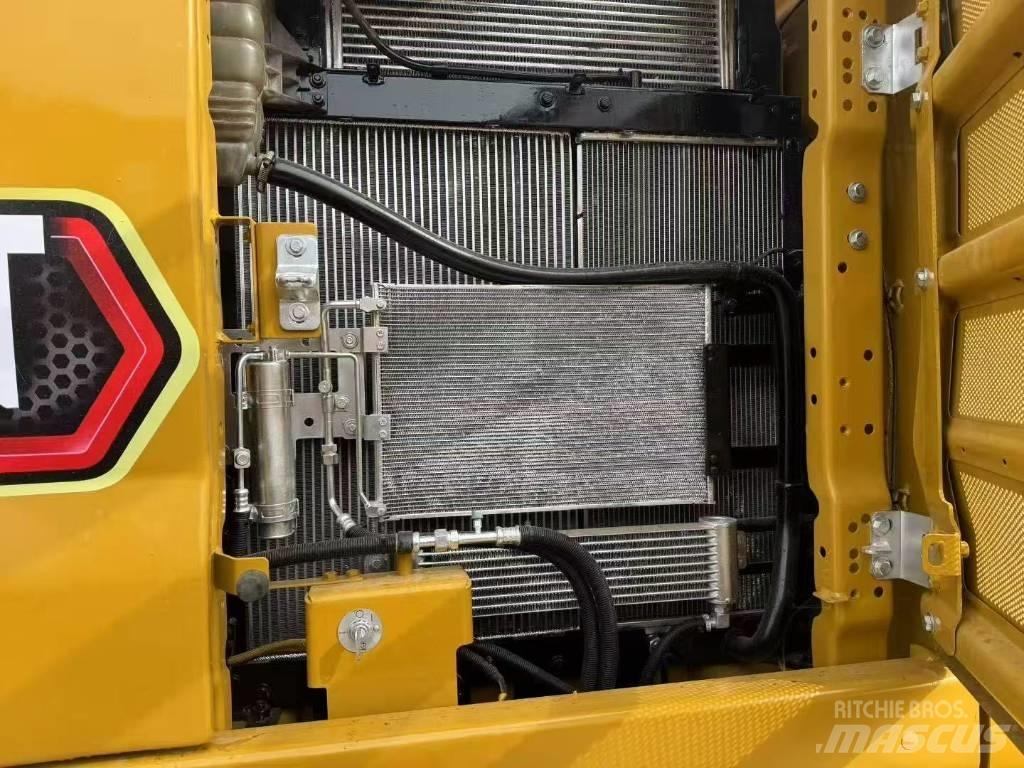 CAT 323GC Bageri guseničari