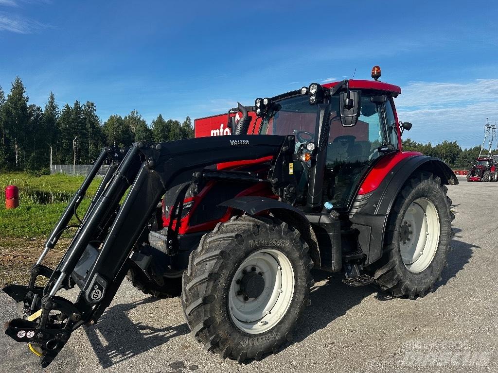 Valtra N 114 E Traktori