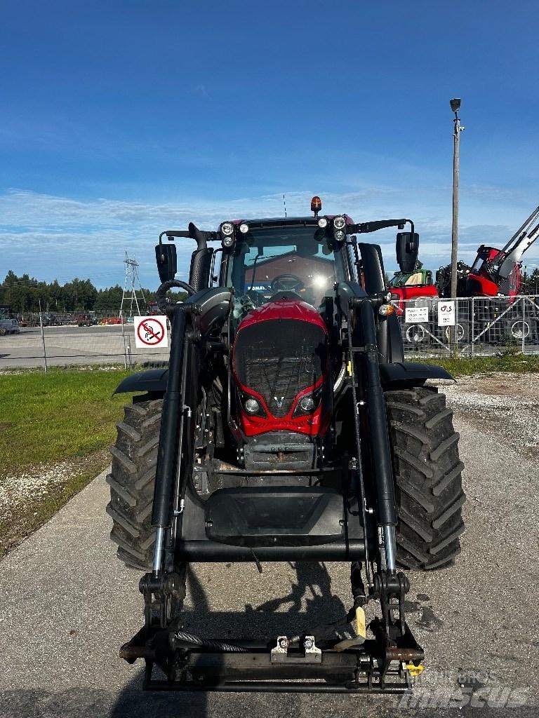 Valtra N 114 E Traktori