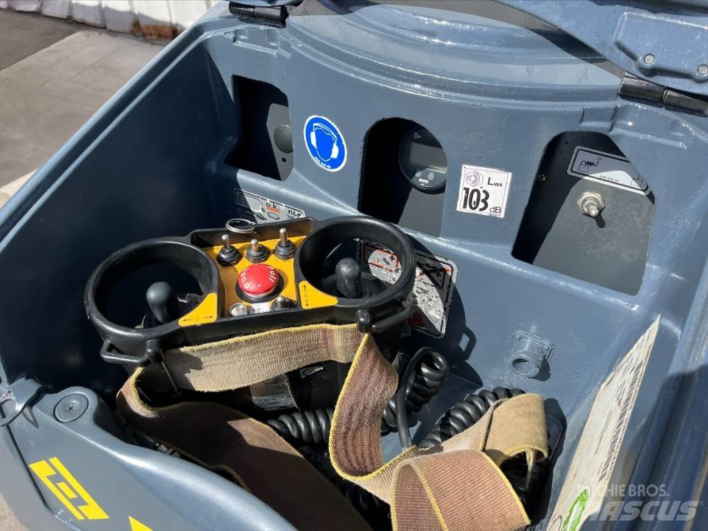 Bomag BMP 8500 Nabijači zemlje