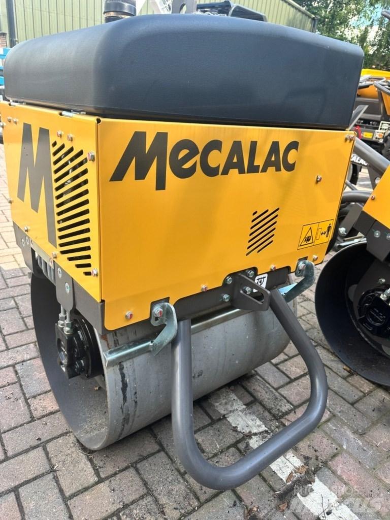 Mecalac MBR71 Valjci sa jednim bubnjem