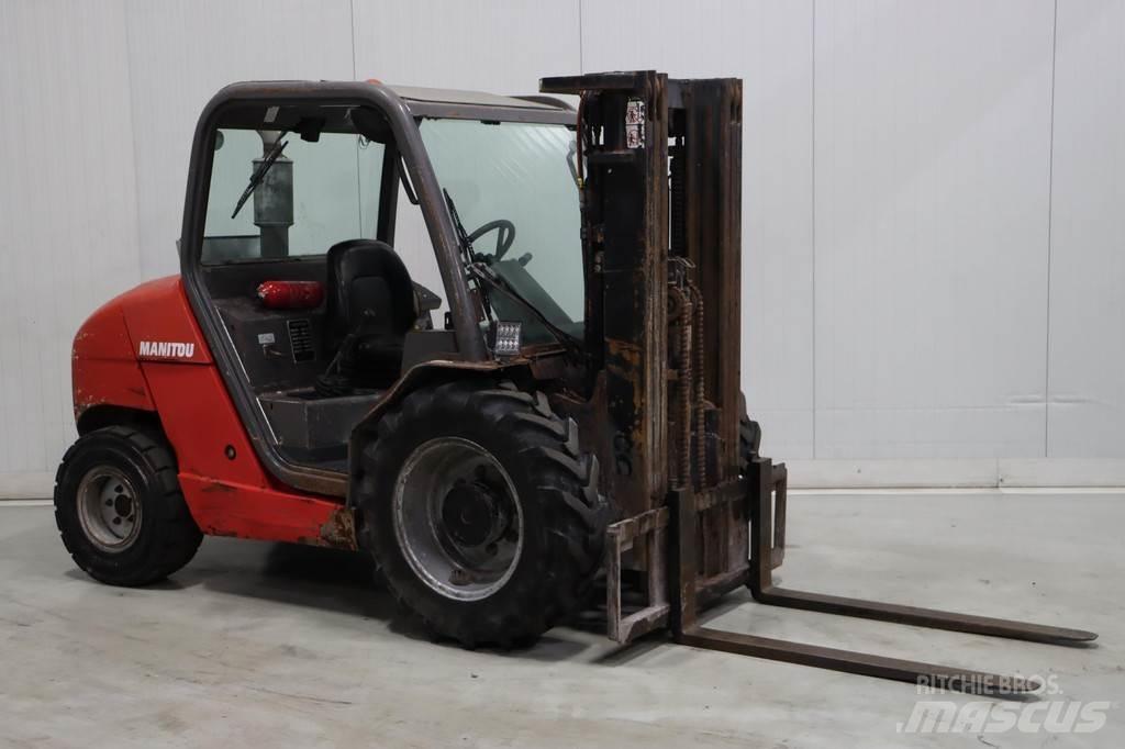 Manitou MH25-4T Dizelski viljuškari