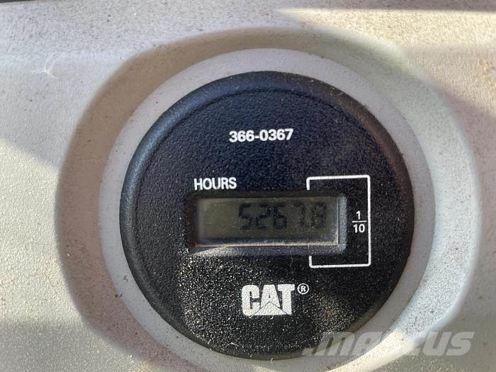 CAT 320FL Bageri guseničari