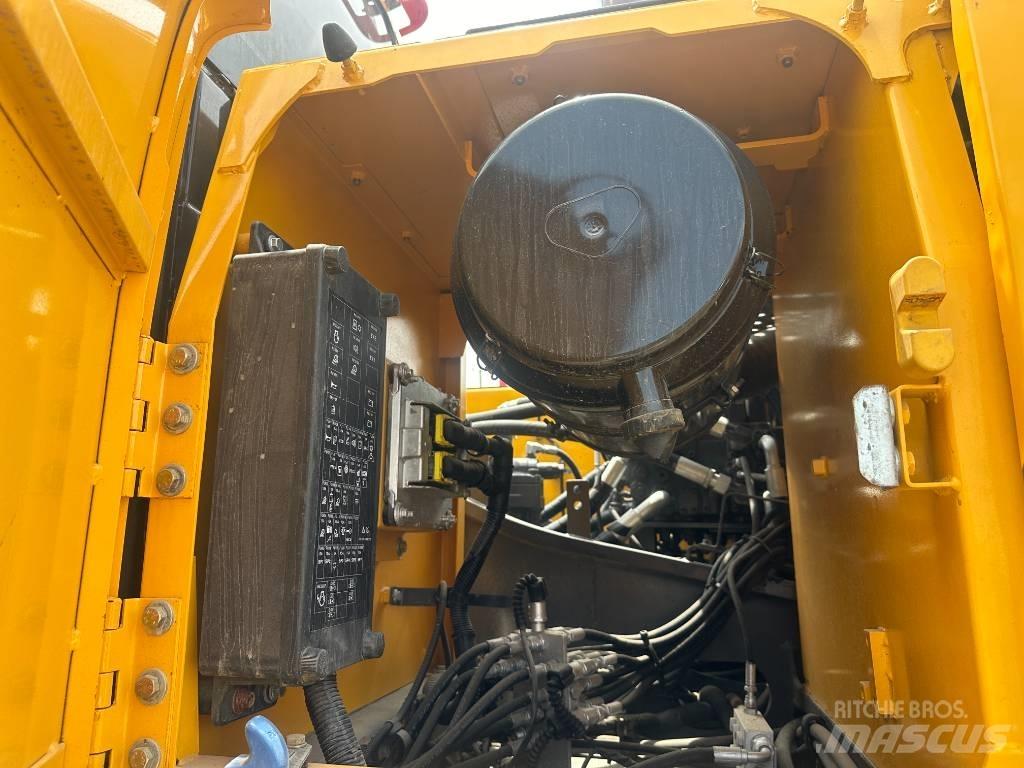 Volvo EC 250 D Bageri guseničari