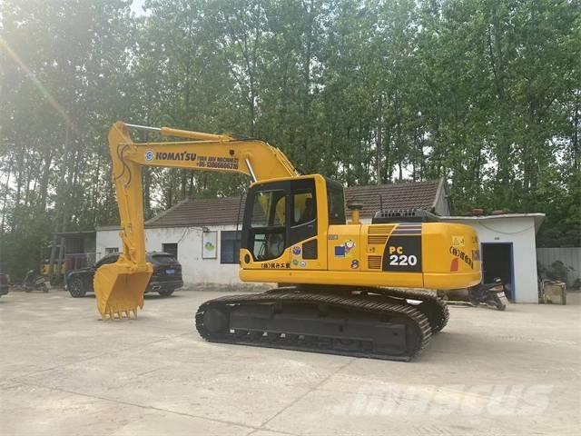 Komatsu PC 220-8MO Bageri guseničari