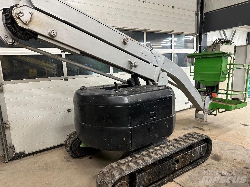 Hitachi HX 64 B Teleskopske podizne platforme