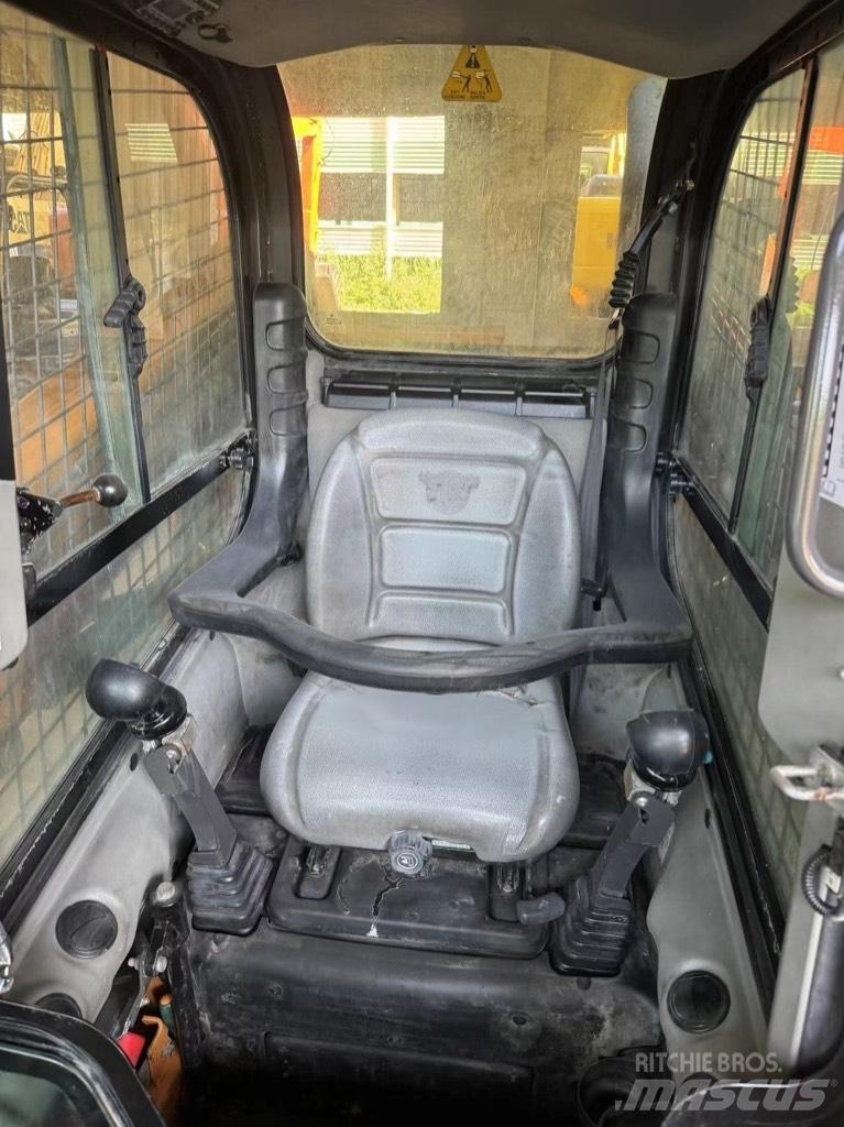 CASE SR 200 Skid steer mini utovarivači