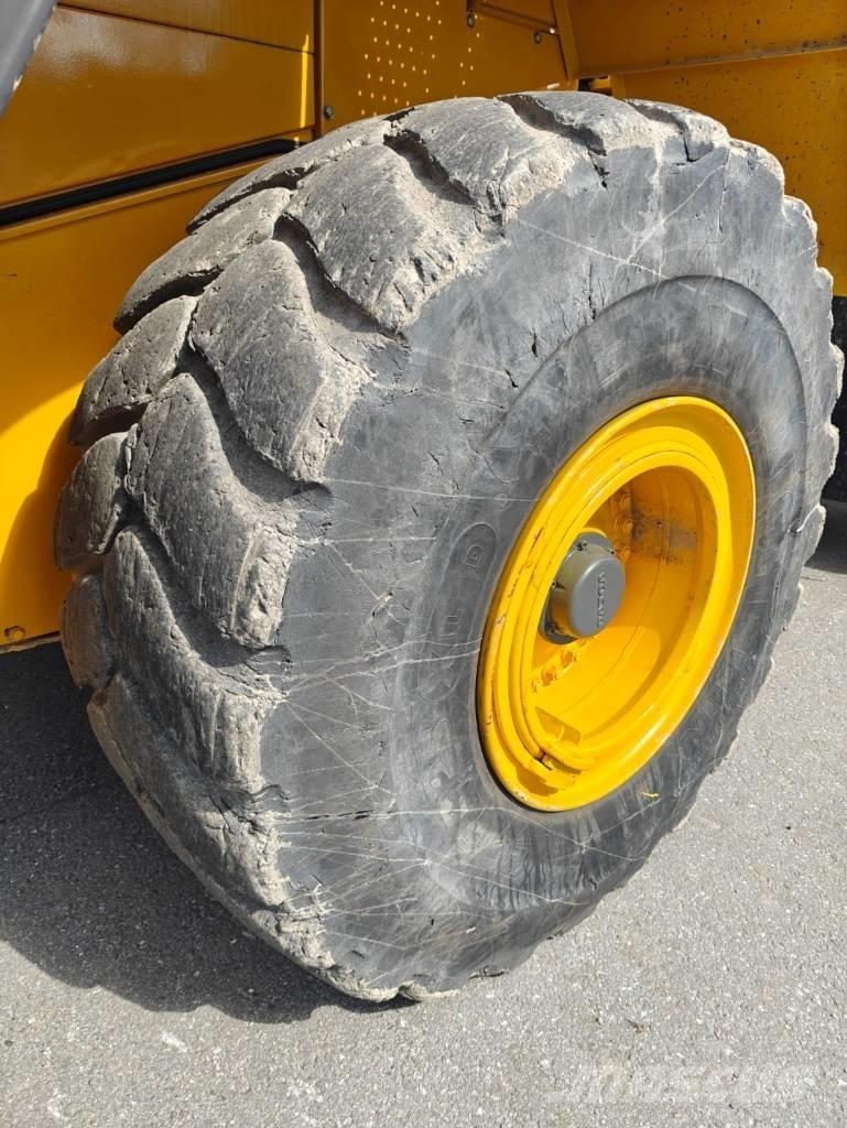 Volvo L 180 E Utovarivači na točkove