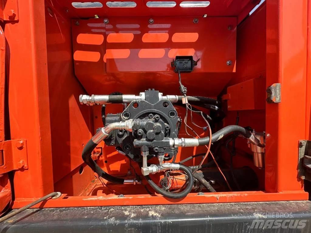 Doosan DX 225 LC-9 Bageri guseničari