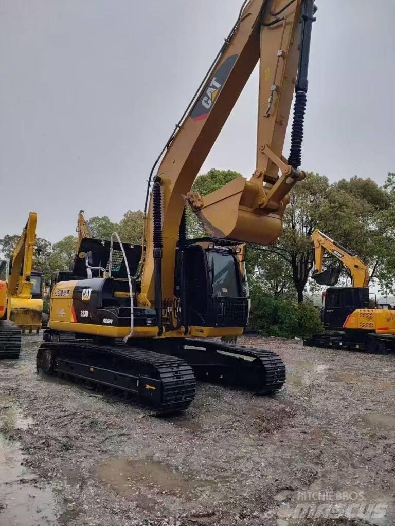 CAT 323D2 Bageri guseničari