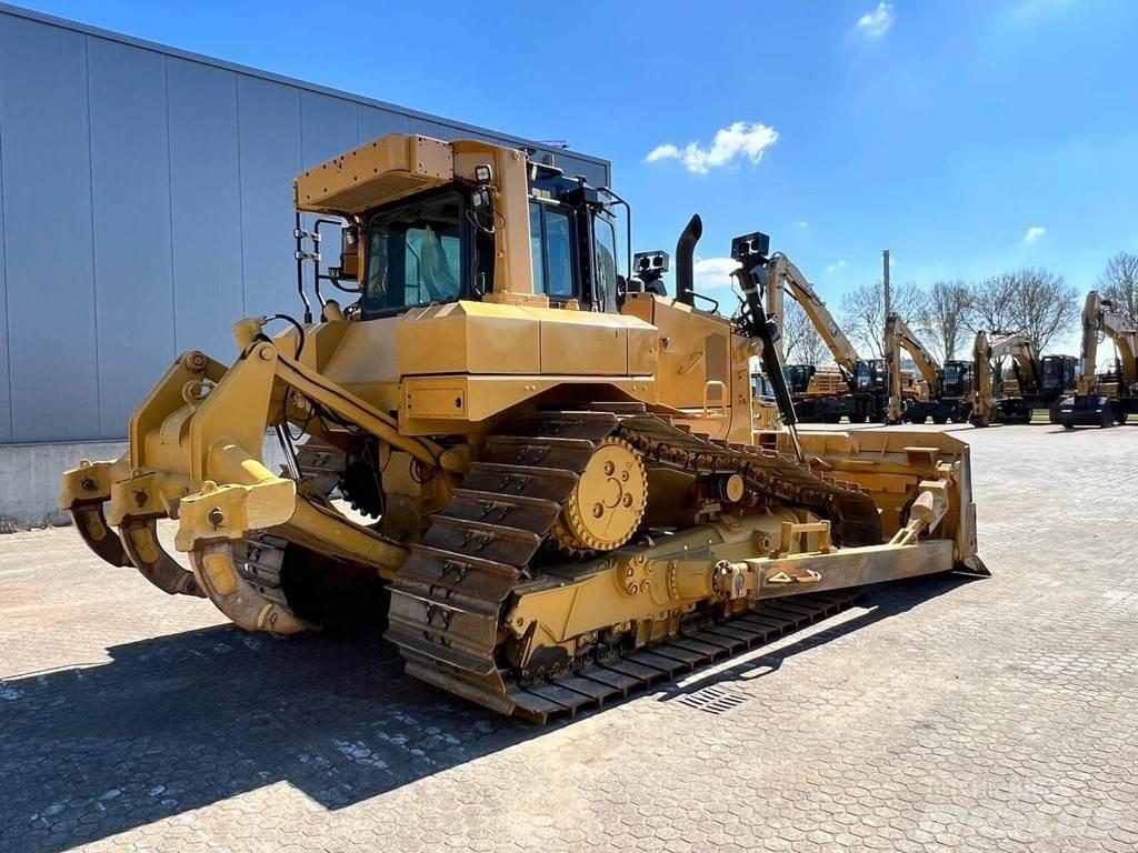 CAT D6T LGP Buldožeri guseničari