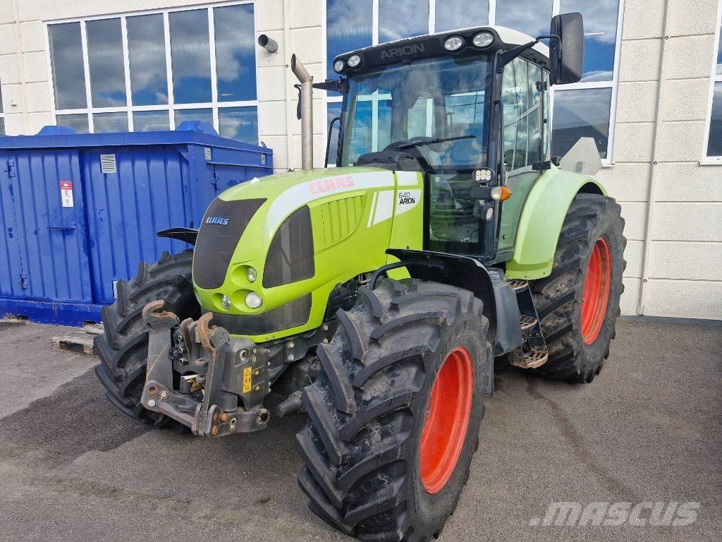 CLAAS Arion 640 Traktori