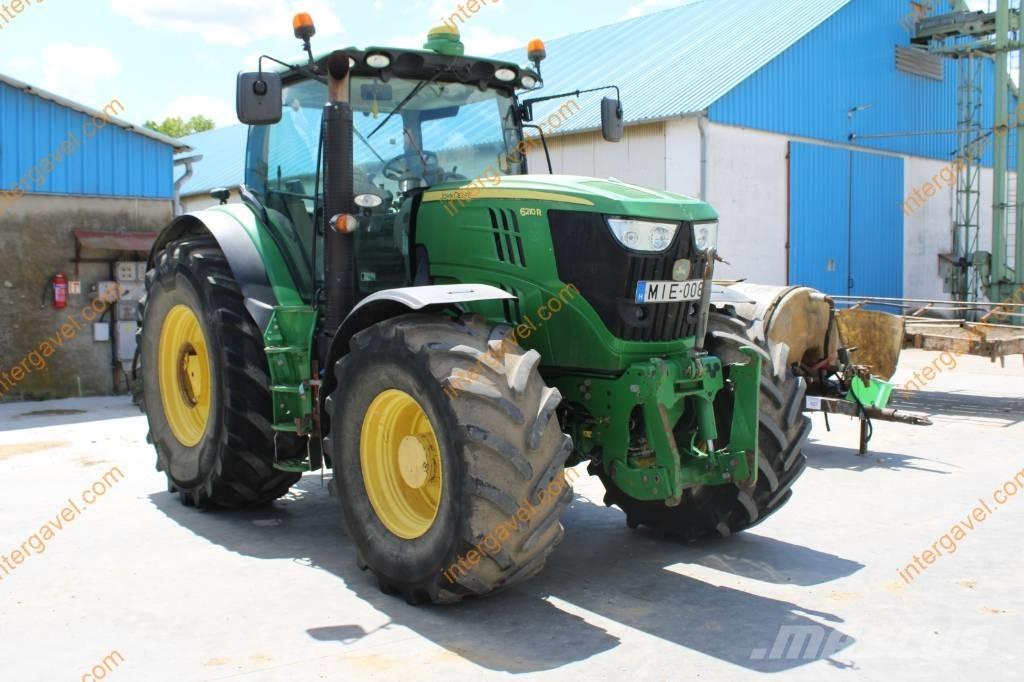 John Deere 6210 R Traktori