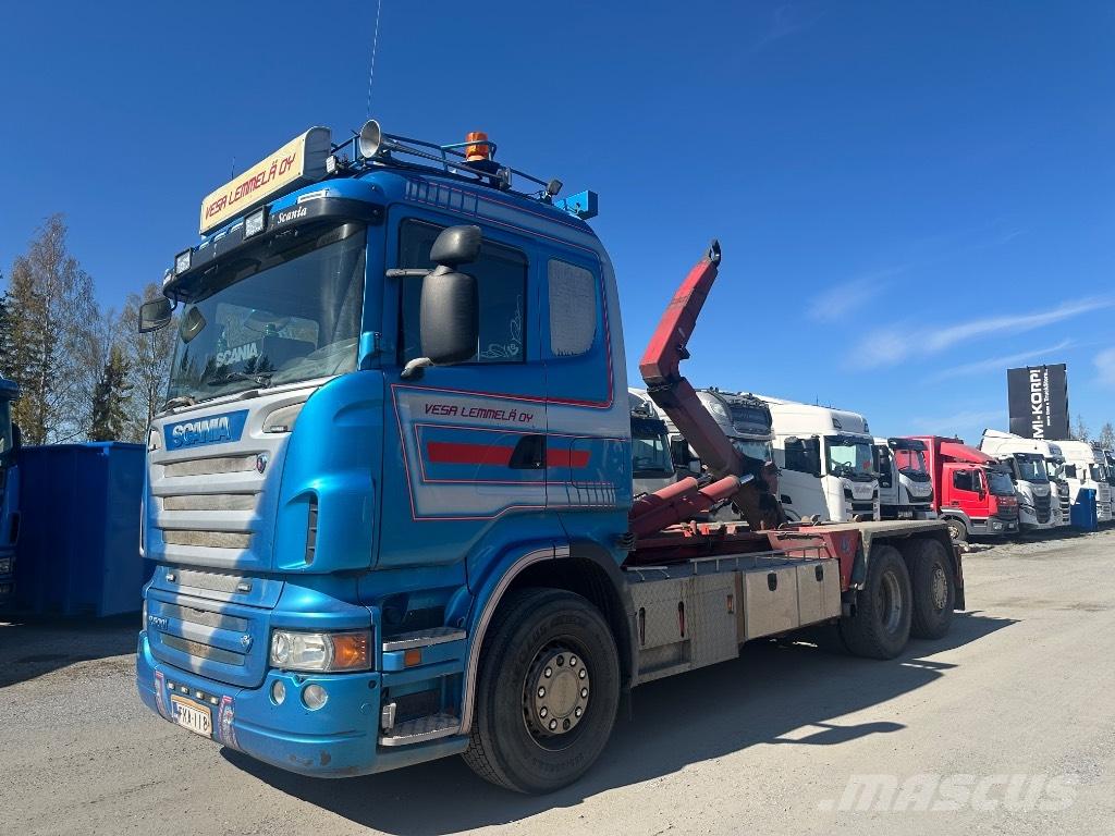 Scania R500 6x2*4 Rol kiper kamioni sa kukom za podizanje tereta