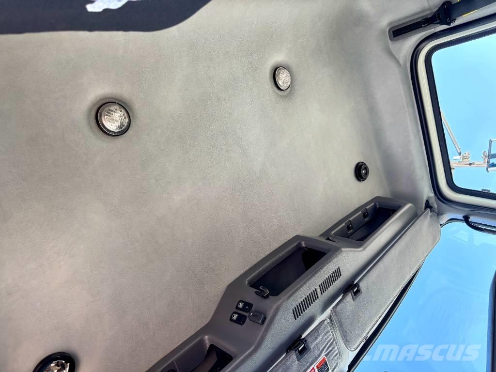 Mack GU813 Kamioni za podizanje kablova