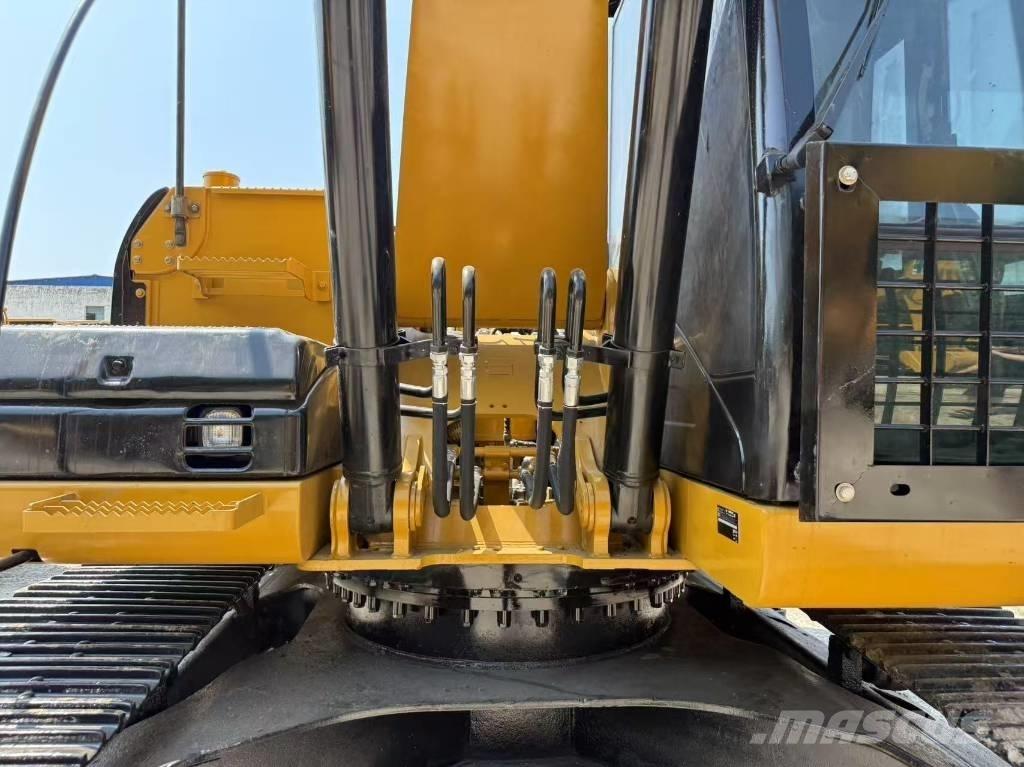 CAT cat320d Bageri guseničari