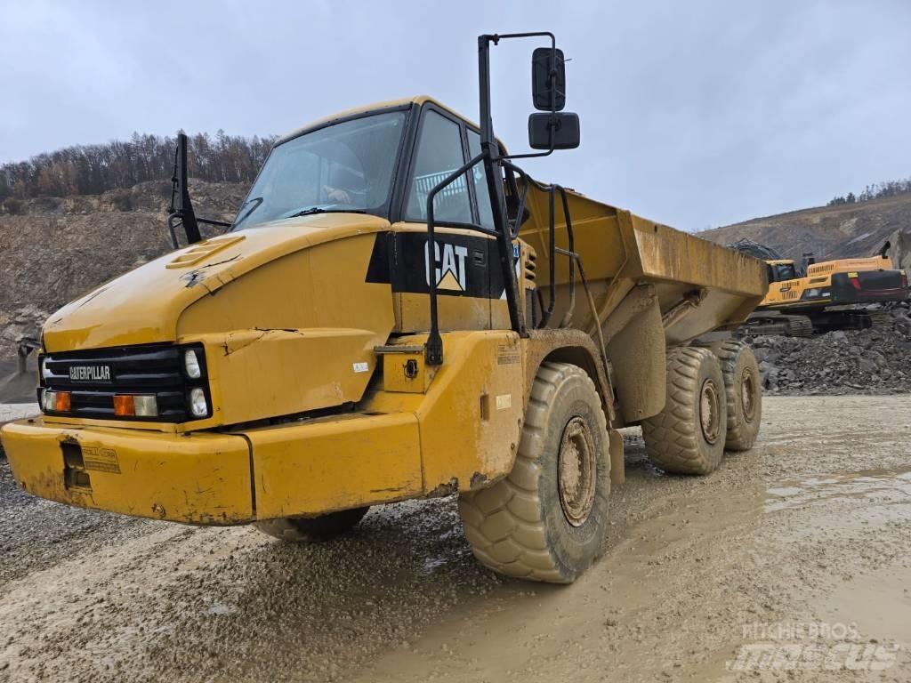 CAT 730 Zglobni damperi