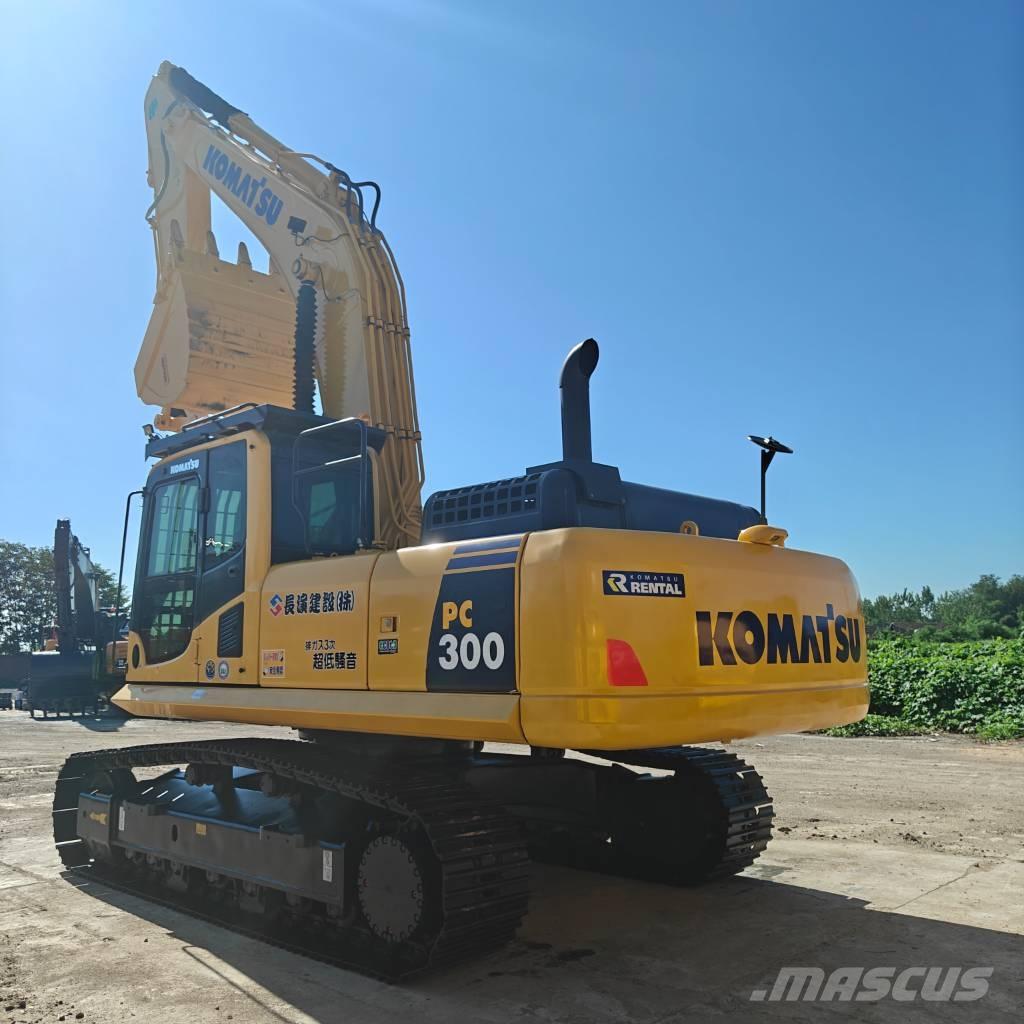 Komatsu 300-8mo Bageri guseničari
