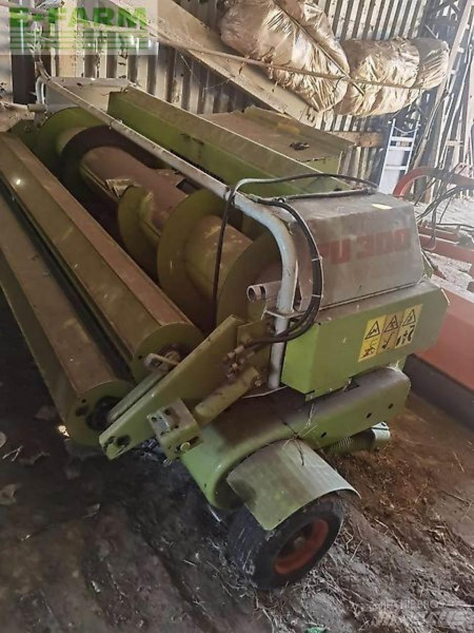 CLAAS jaguar 682s Mašine za stočnu hranu sa sopstvenim pogonom