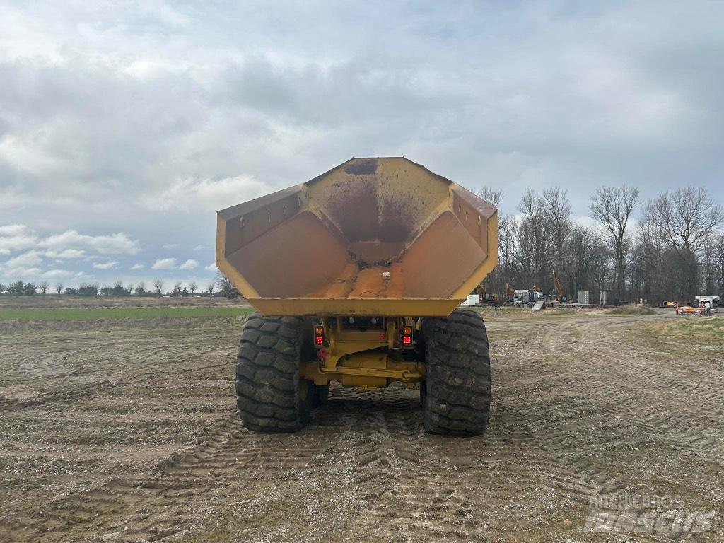 CAT 730 C Zglobni damperi