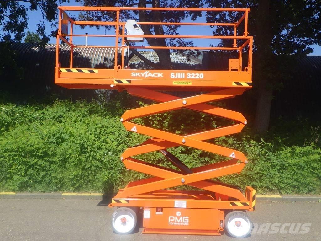 SkyJack SJ3220 Makazaste platforme