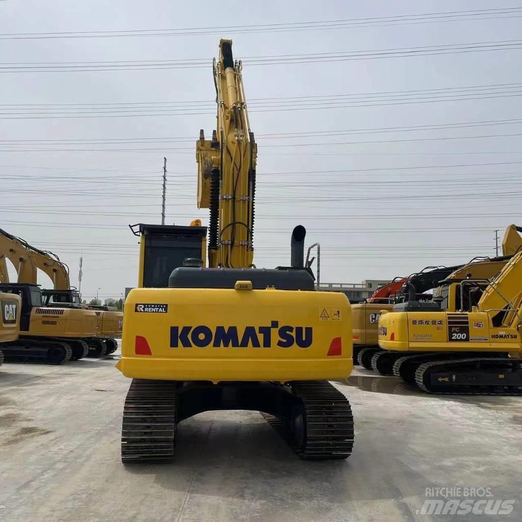 Komatsu PC200 Bageri guseničari