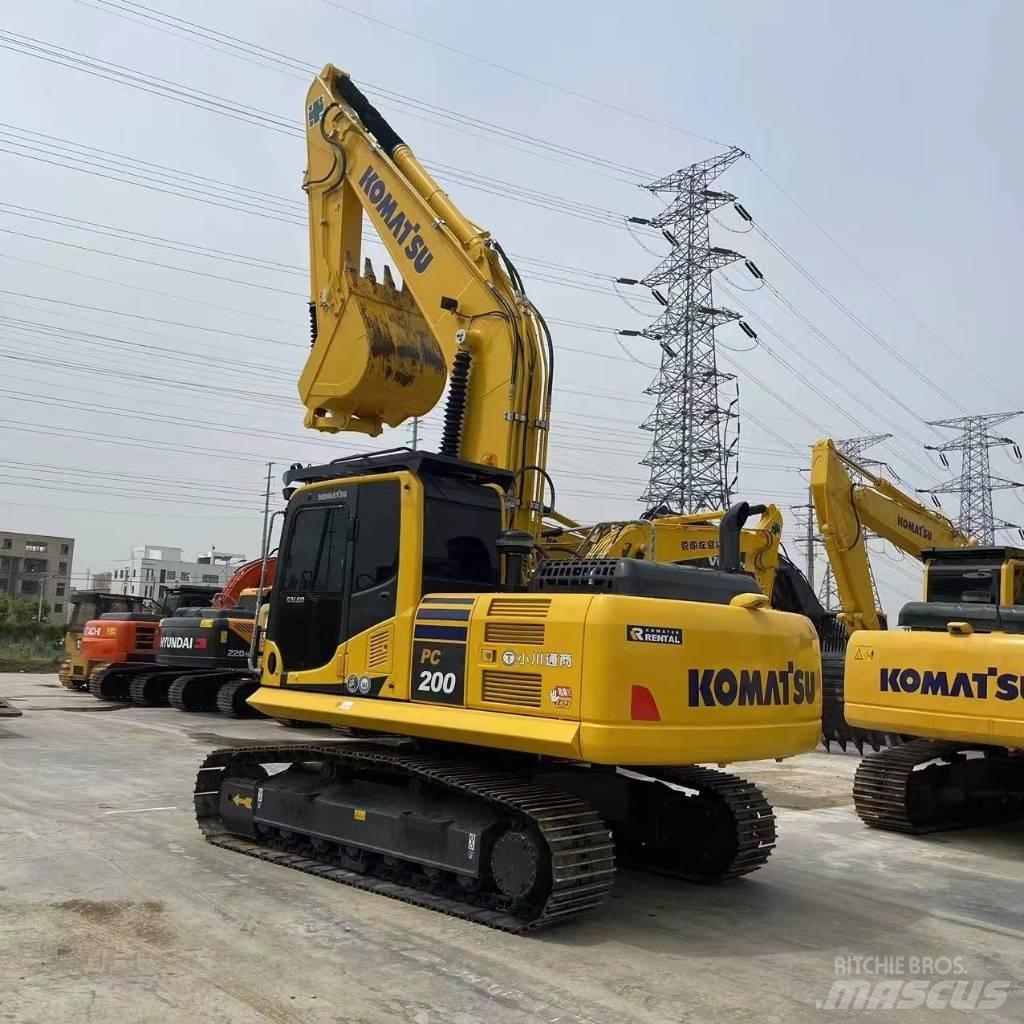 Komatsu PC200 Bageri guseničari